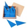Modré trojhúhelníky v krabičce